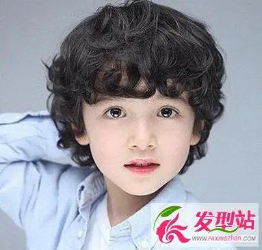 儿童蘑菇头自然卷潮妈最爱的萌宝发型