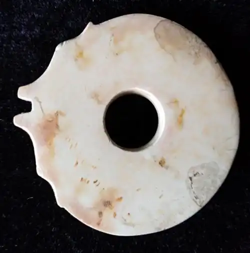 演变中的良渚玉猪龙,是佩饰还是信物?是情感的寄托还是权力的象征?