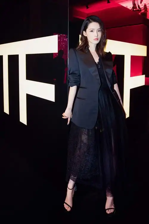 李沁tomford汤姆福特香水活动