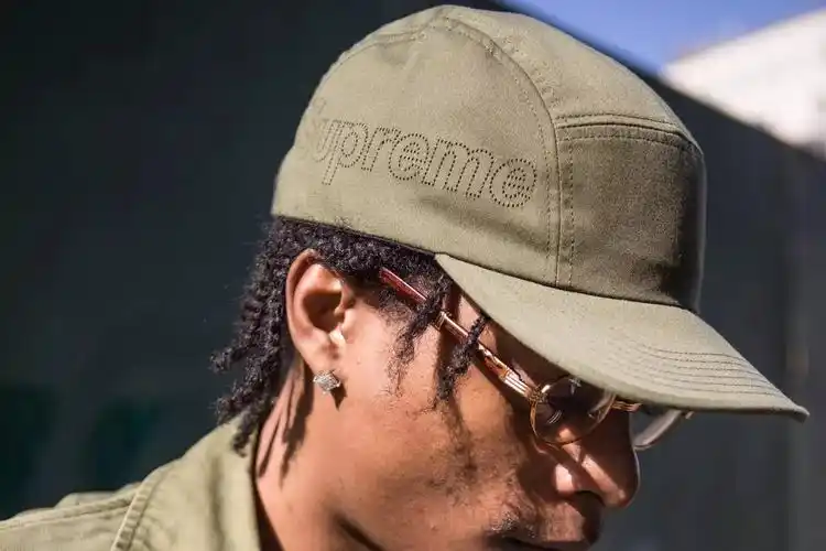 想知道引领街头潮流的美国友达怎么穿?看这30位潮童街拍就够了!