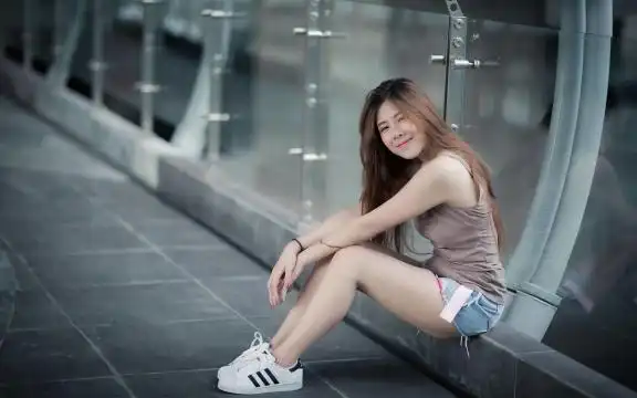 长头发清新美女气场写真集