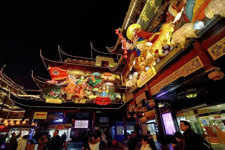 火树银花不夜城一一上海老城厢城隍庙元宵灯会