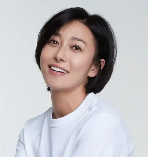 在韩国几乎能够入行演戏的演员演技都是没话说的,在剧中即使是一些小