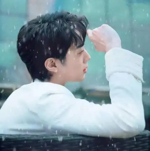 【微信头像】赖冠霖