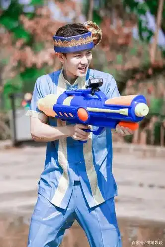 向往的生活4,预告中任嘉伦怼谭松韵,看了正片才知道多友爱