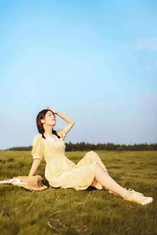 拍摄女生写真照,这7个更显自然好看的姿势,你都用过吗?