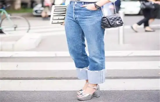 卷裤脚有哪些方法10种方法一秒就会