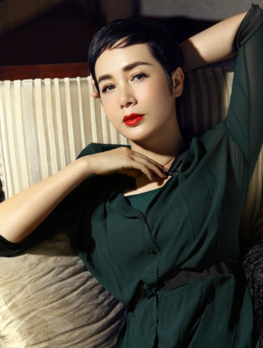 蒋雯丽江映蓉戴军等领衔主演音乐戏剧庞氏骗局513开票