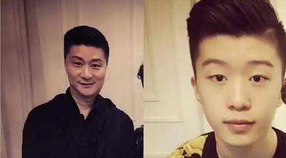 另外一次是范冰冰弟弟和爸爸一起做造型,15岁的范丞丞流露着几分稚气