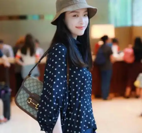 明星抢着背的gucci马衔扣包又推出了哪些新款?看看有你喜欢的吗_包包