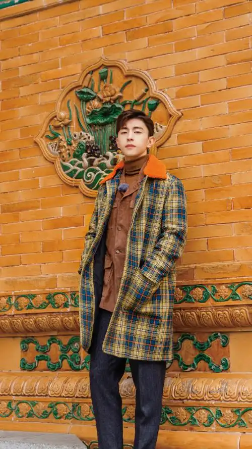 邓伦优雅帅气写真图片手机壁纸 - tt98图片网