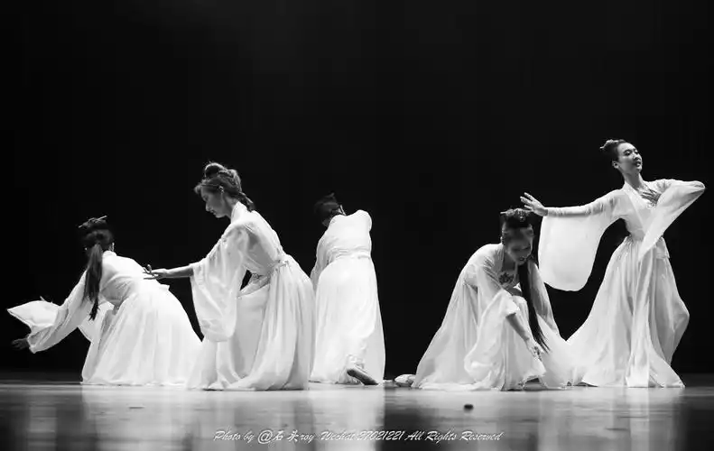 【精彩剧照】中国计量大学嘉量舞蹈团"伍月·悦舞"专场晚会圆满结束