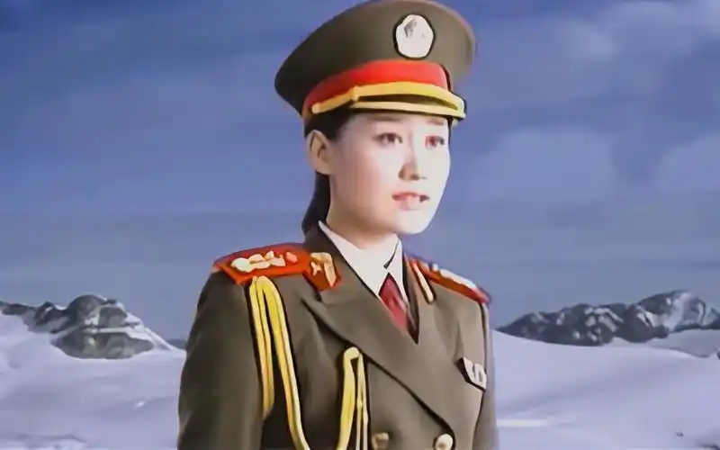 谭晶作品高清修复当兵的历史各个时期军装展