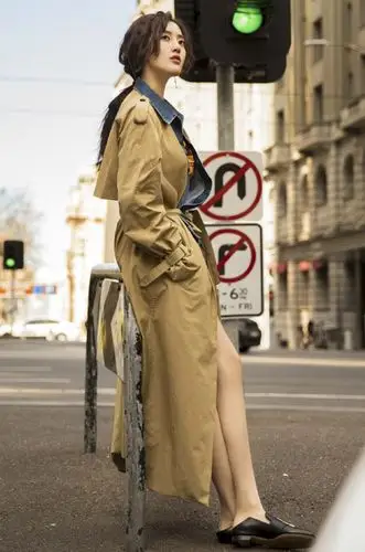 王梓薇优雅迷人时尚街拍图片310