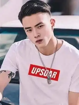 男生两边剃掉短发发型短发清爽发型