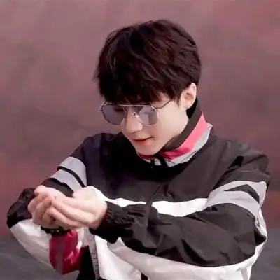 王俊凯 头像 自截.