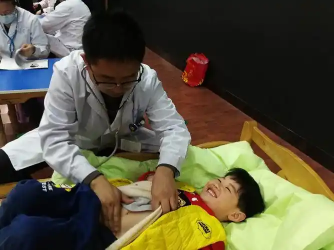 关注幼儿健康,呵护幼儿成长——宿城区机关幼儿园"六一"体检报道