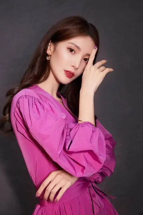 金晨《乘风破浪的姐姐》完美收官 潇洒烂漫未来继续精彩