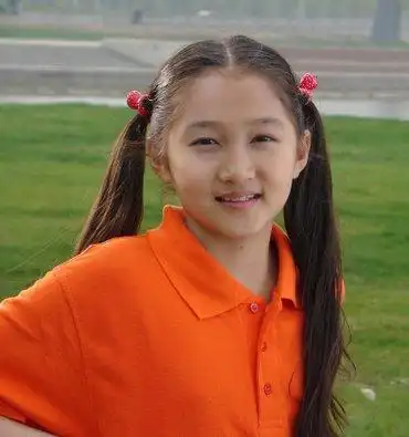 一主二仆杨树苗饰演者关晓彤个人和剧照 - 新宇视窗