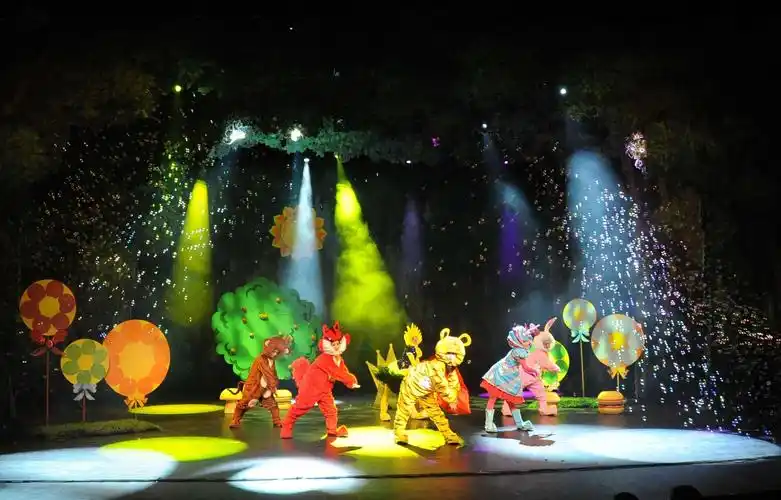 上海中国福利会儿童艺术剧院出品儿童剧爱吃糖果的大老虎