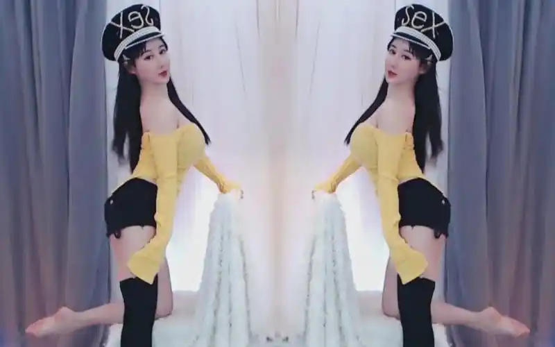 虎牙主播 赢城兮儿兮旺 20-10-17 性感热舞