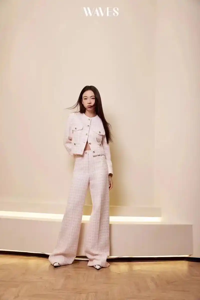 吴谨言in sandro.吴谨言身穿sandro 2024新 - 抖音