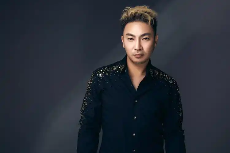 10位被遗忘的老牌歌手,如今风光不再,有人靠一首歌吃一辈子