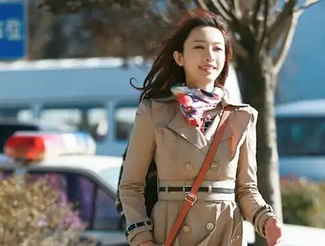 张俪《心花路放》曝美腿剧照 长腿尽显女神范儿"