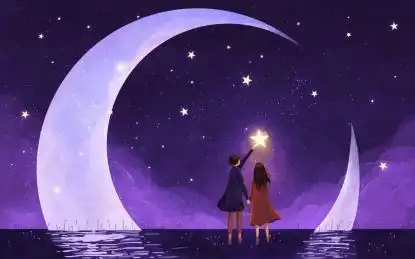 夜空下站在水中牵手的情侣摘星星