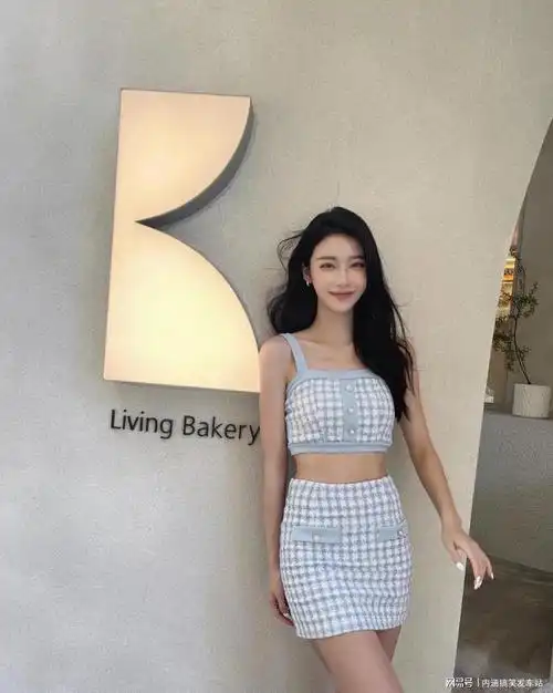 今日养眼美女台湾洪真英美好身材藏不住甜美笑容