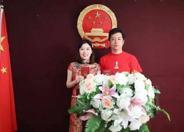 我们结婚吧!七夕满溢浪漫爱情,甬城620对新人喜结连理