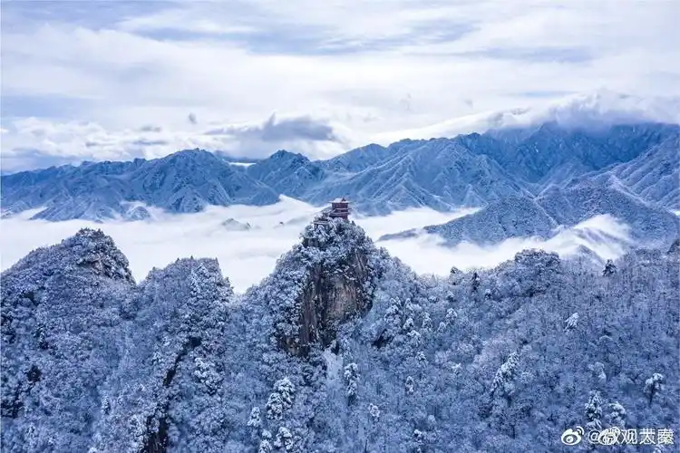 雪后秦岭终南山美如仙境秦岭终南山星轨美如梦幻 - 淘金网