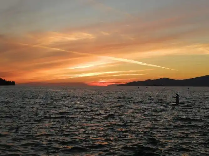 温哥华西班牙海滩的傍晚(2020.8.22)