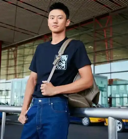 身高婚姻状况,你更喜欢哪一个?|杨鸣|乒乓球|宁泽涛|张继科_网易订阅