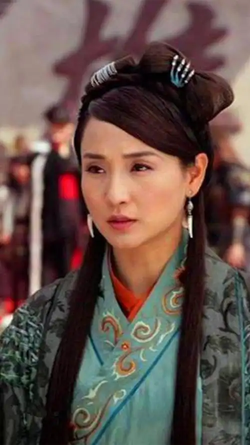 金轮法王报仇雪恨,不肯放过杨过,形势危急,小龙女让郭芙带着杨过先