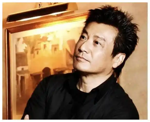 tvb老戏骨石修迎来73岁生日,却活出了37岁的状态|石修|生日|艺人_新浪