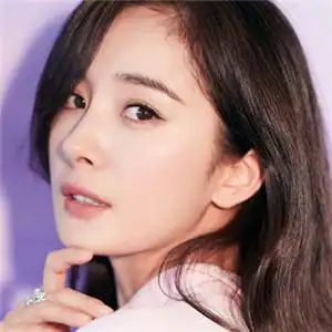 杨幂最新微信头像 高清杨幂仙气白裙唯美图片