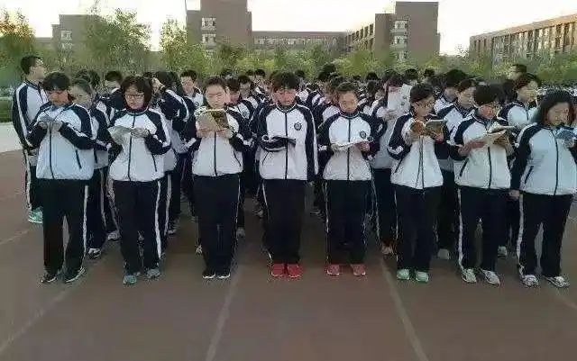 衡水中学学霸励志演讲这世间唯有青春与梦想不可辜负