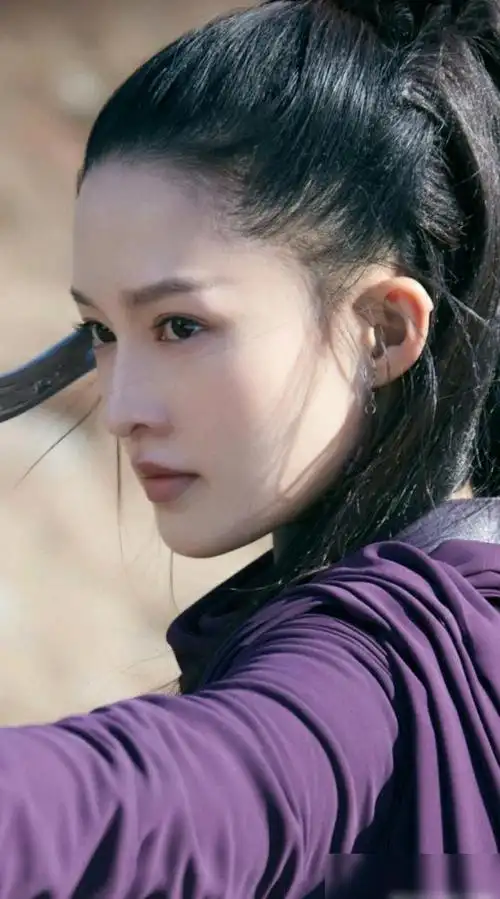 诛仙李沁美照大放送倾世容颜手持天琊神剑御姐范十足