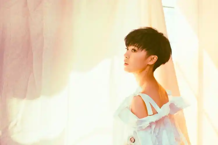 郁可唯济南演唱会