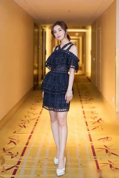 阿sa两次"冻卵"手术后亮相,37岁依旧满脸胶原蛋白,很少女_网易订阅