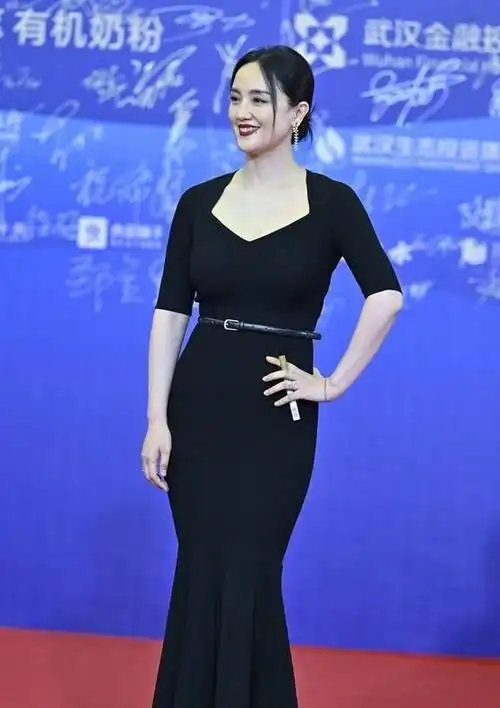 相爱29年,结婚至今无绯闻,朱媛媛的专一让娱乐圈的明星汗颜