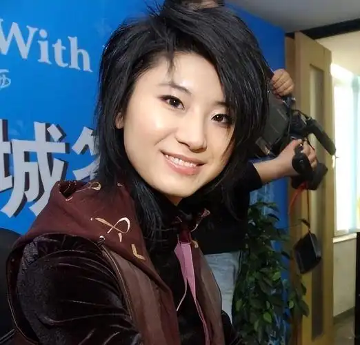 回顾超级女声6位冠军对比只有一人成大咖你认为谁才是总冠军