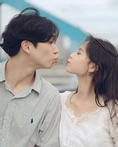 夫妻情侣照片,你知道咋拍好看吗?-第10张图片-懂百科