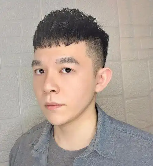 三秒快速出门懒人必备的4款男士利落短发