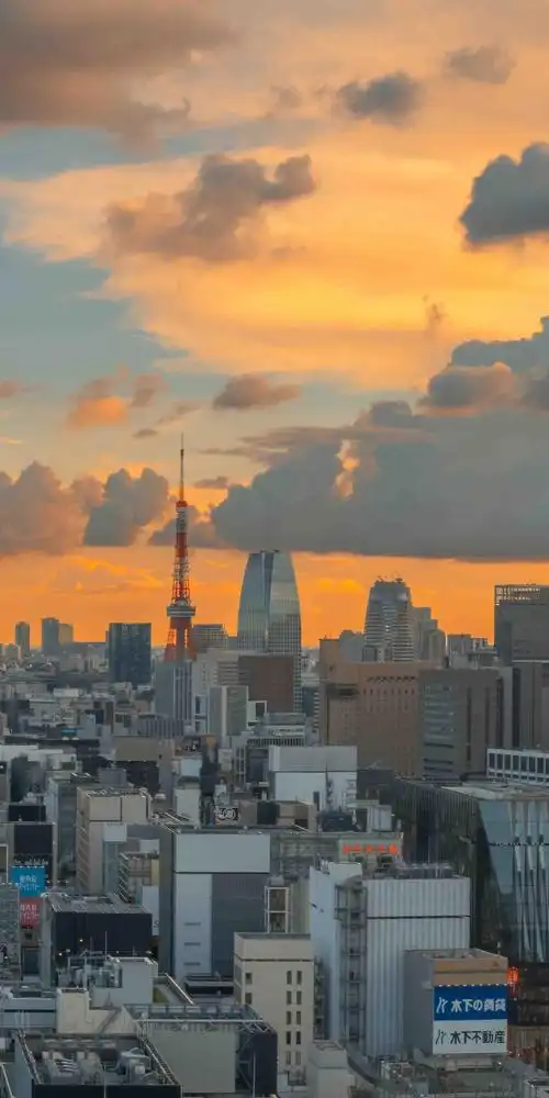 日本黄昏迷人街景