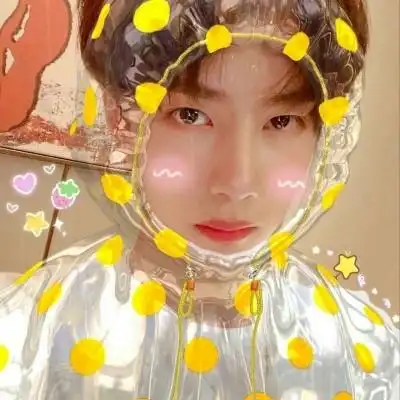 王一博超可爱头像