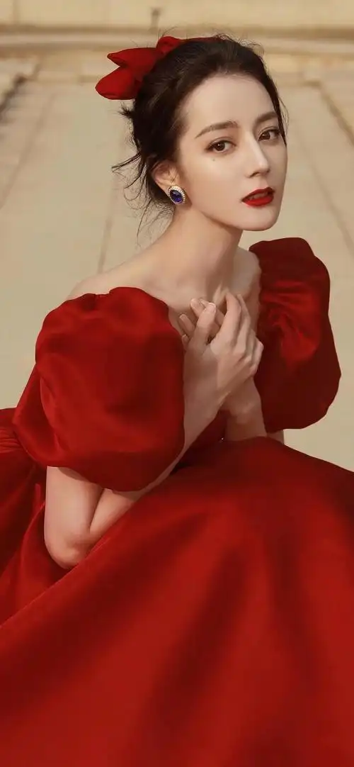 迪丽热巴美女明星壁纸(明艳大美女迪丽热巴)(18)