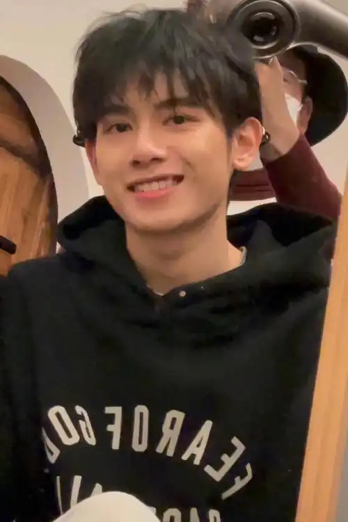 胡先煦喝醉后满世界找wifi