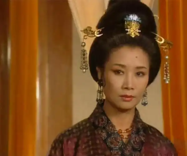 国家一级演员吕中,儿子是导演,儿媳是国际影后,女儿更是骄傲